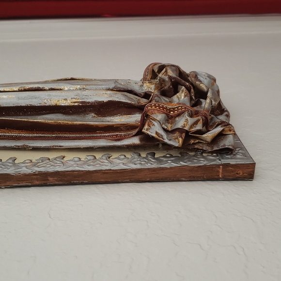 Vintage Virgen Mary Wall Art Hand Made - Picture 6 of 12